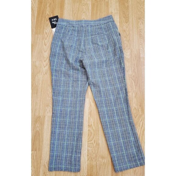 Bar III Becca Tilley x Plaid Tapered Pants - Picture 5 of 15